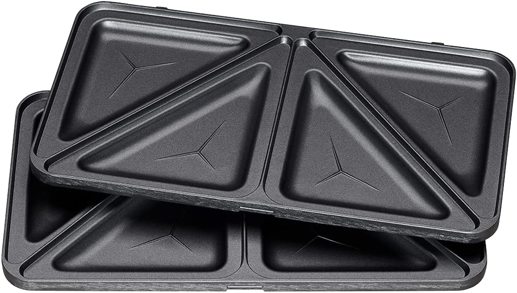 Dos placas negras para hacer sándwiches. Cada placa tiene dos cavidades triangulares para sándwiches.