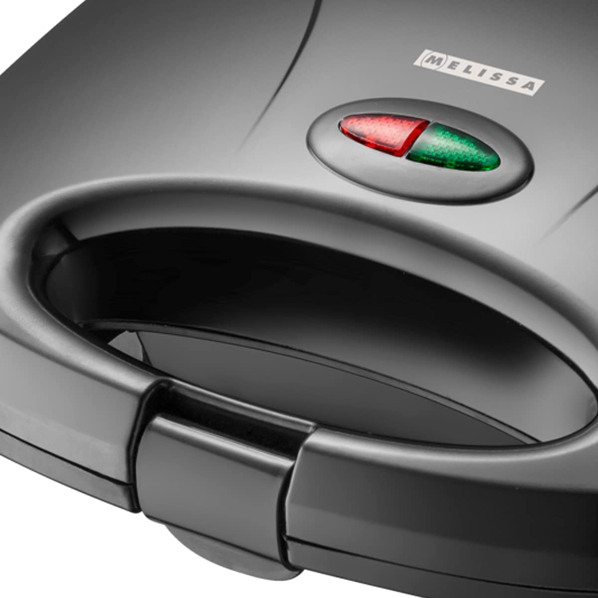 Czarny opiekacz do kanapek z uchwytem i zielonymi/czerwonymi lampkami kontrolnymi.