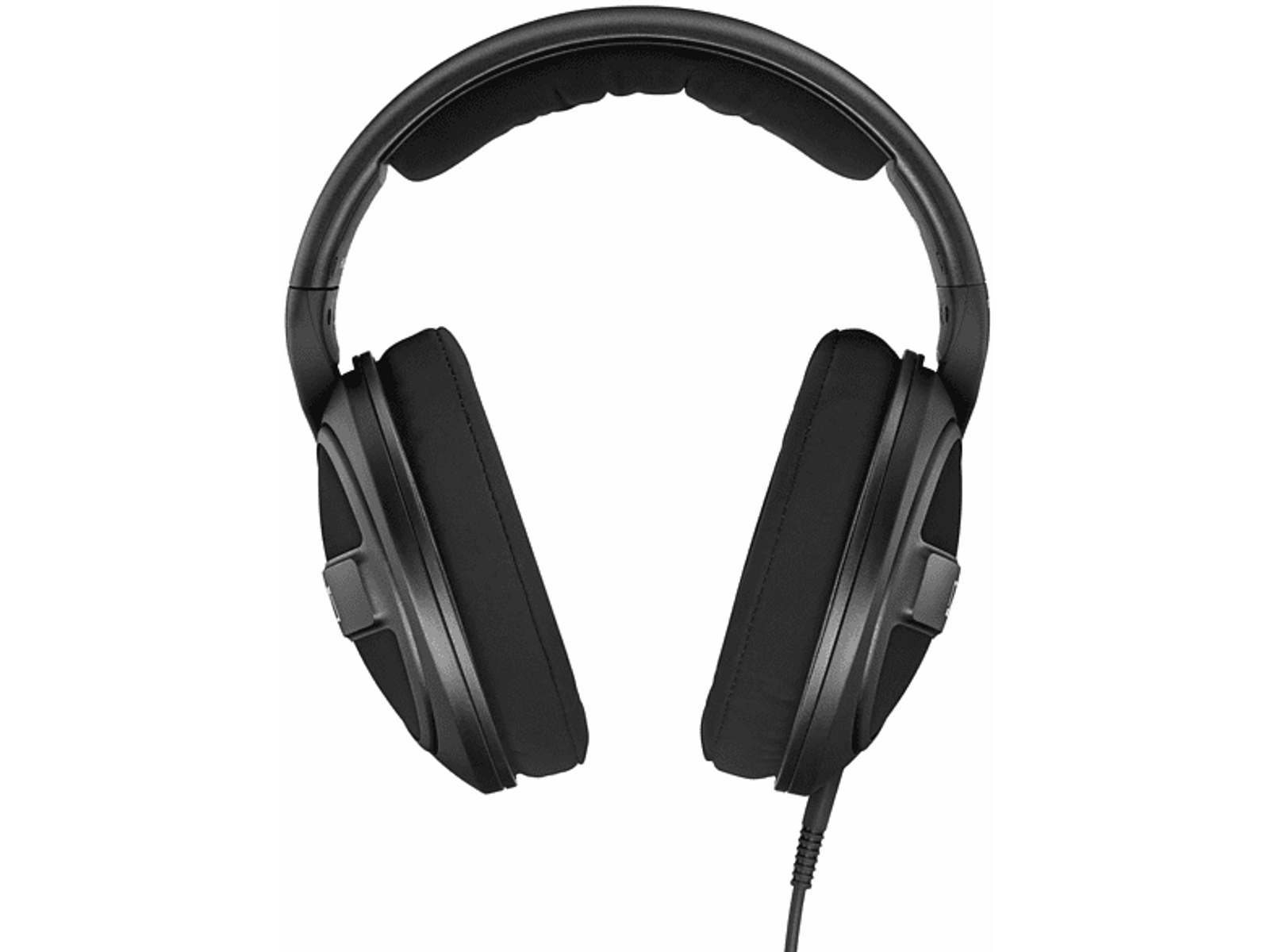 Czarne słuchawki z wyściełanym pałąkiem i nausznikami. Czarny kabel jest podłączony do lewej słuchawki. Białe tło.