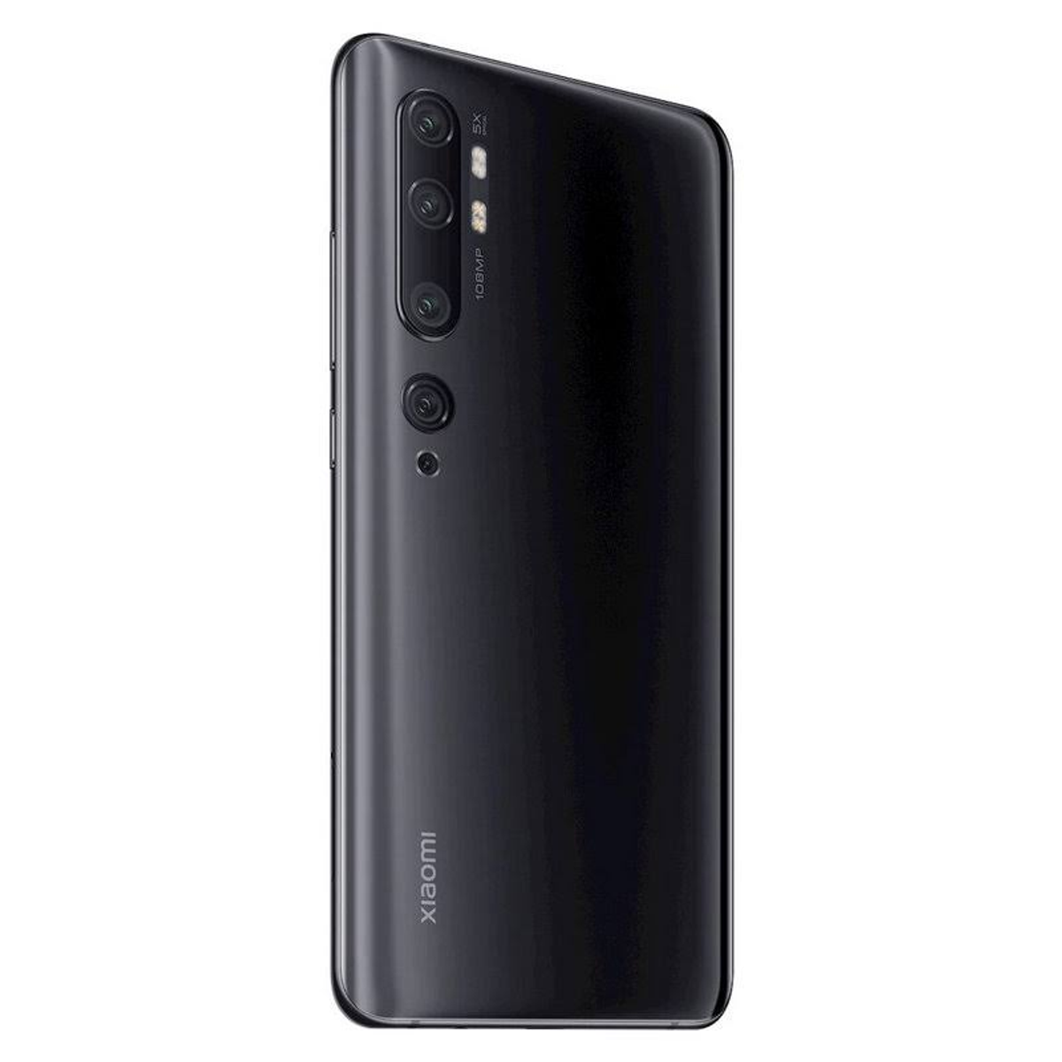Schwarze Smartphone-Rückseite mit drei Kameras und einem Logo. Das Telefon ist leicht angewinkelt, die Seite sichtbar.