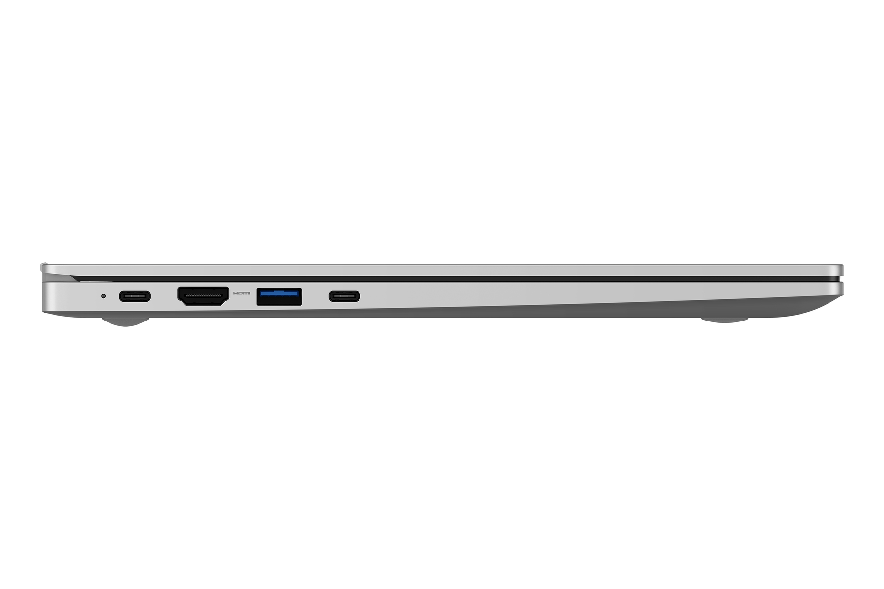 Widok z boku srebrnego laptopa. Porty obejmują USB-C i HDMI. Na białym tle.