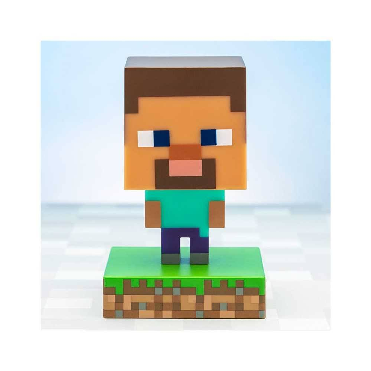 Figura de Steve de Minecraft sobre una base de bloque. La figura es marrón y turquesa.