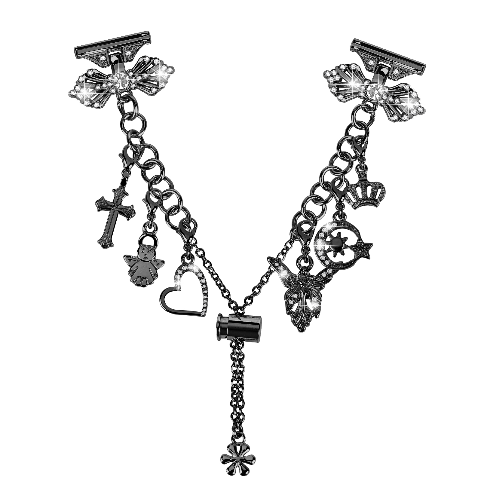 Ein schwarzes Accessoire mit Charms, darunter ein Kreuz, Herz und Krone, verbunden durch Ketten.