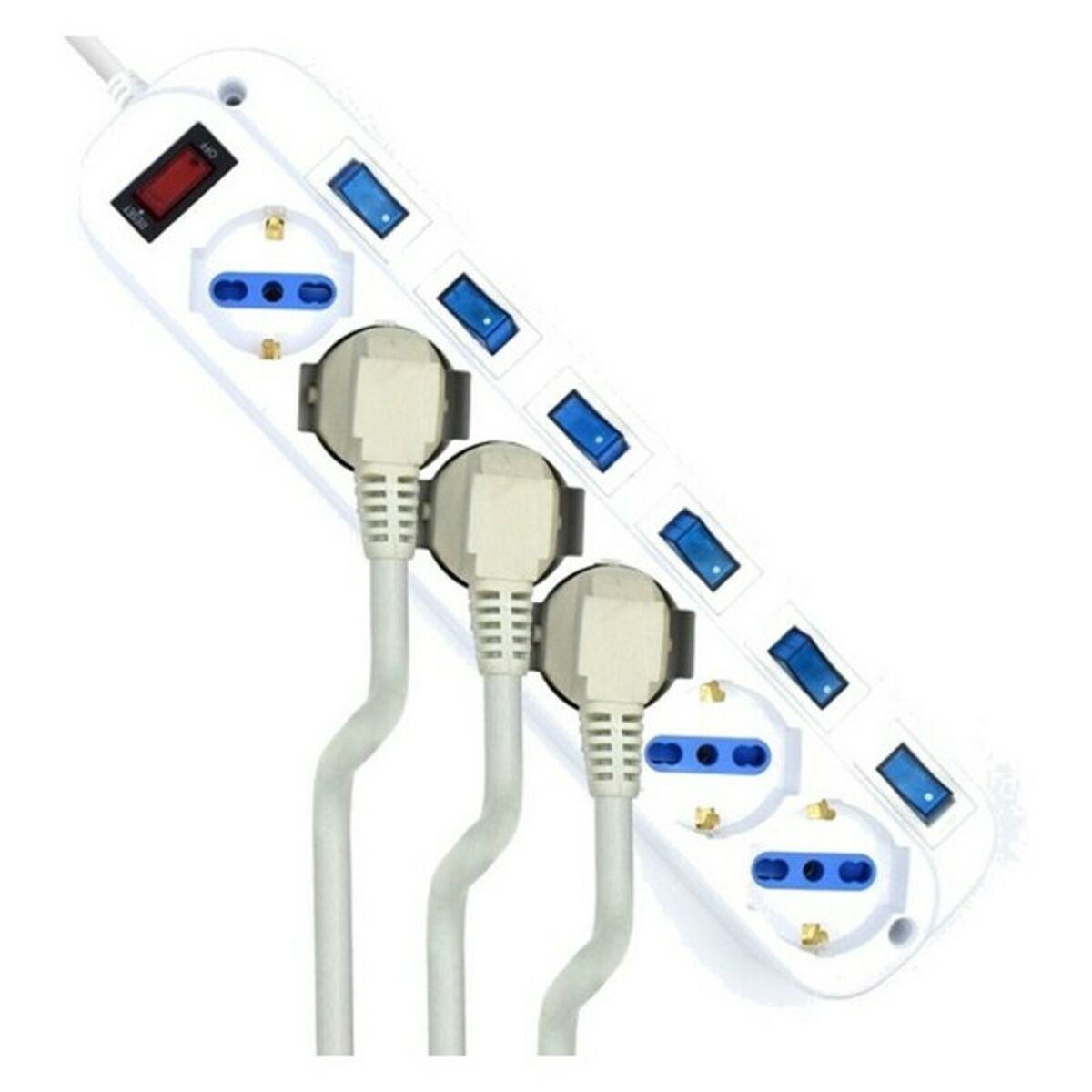 Una regleta blanca con múltiples enchufes e interruptores, con tres enchufes insertados.