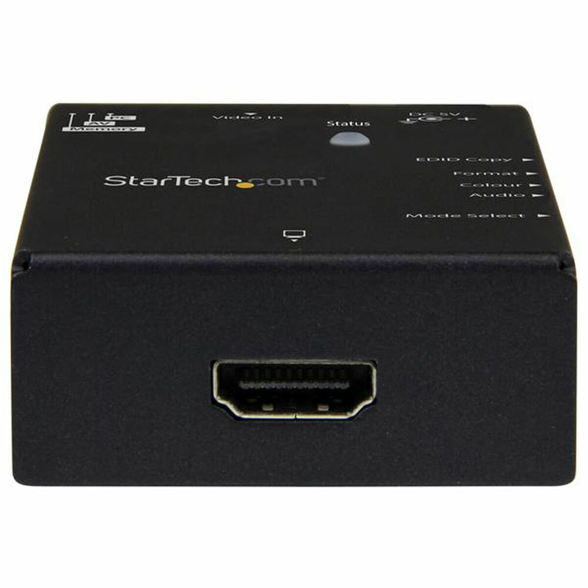 Schwarze StarTech-Box mit HDMI-Anschluss. Sie hat Bezeichnungen wie Video in, Status und DC 5V.