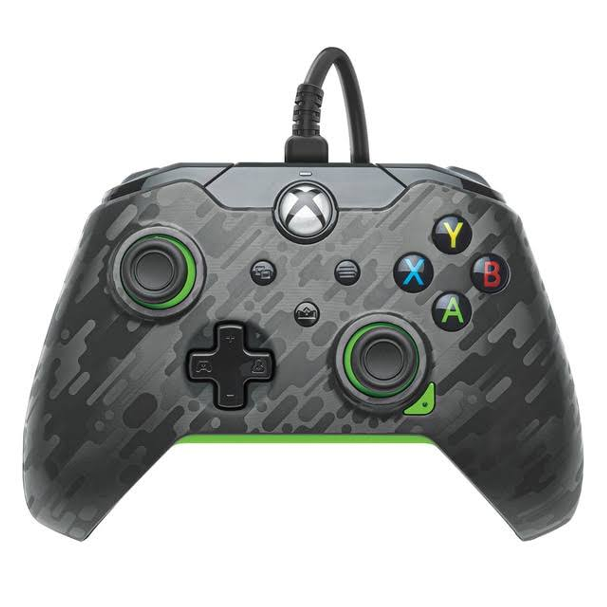 Controller Xbox, nero con dettagli verdi, pulsanti multipli. Sfondo bianco.