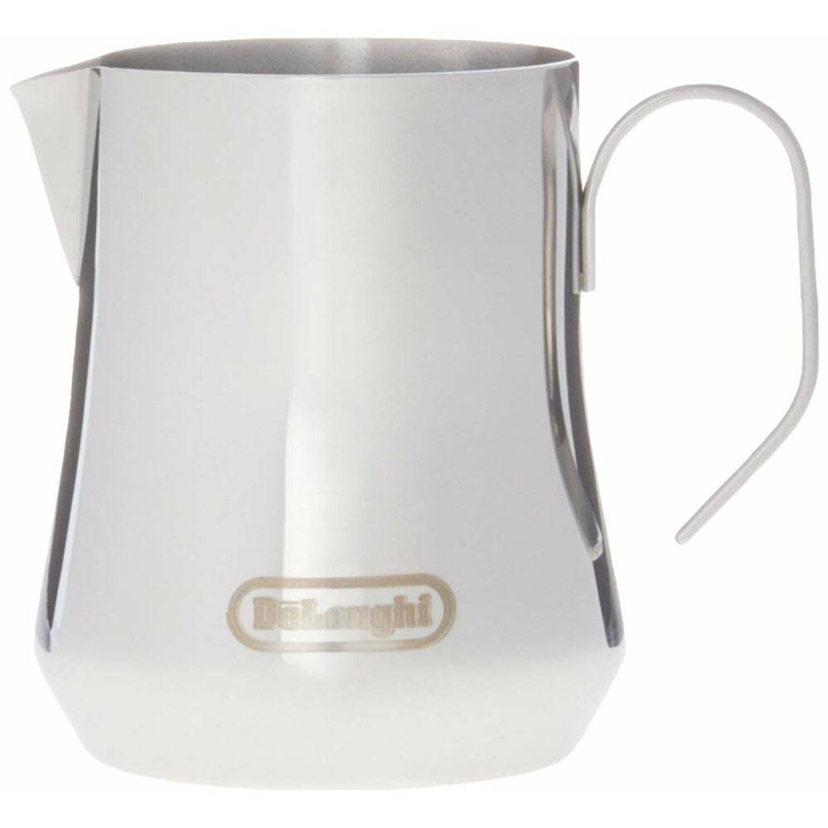 Pichet à mousser le lait De'Longhi en acier inoxydable avec une poignée. Marque visible.