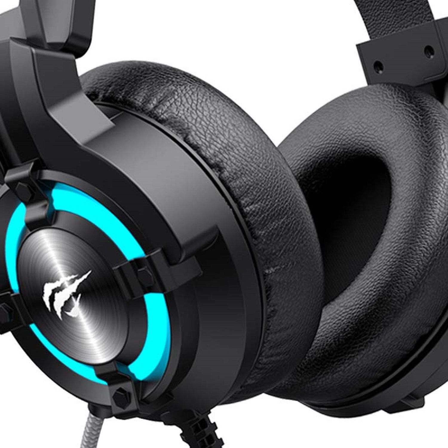 Czarne słuchawki dla graczy z niebieskimi akcentami świetlnymi, zbliżenie.