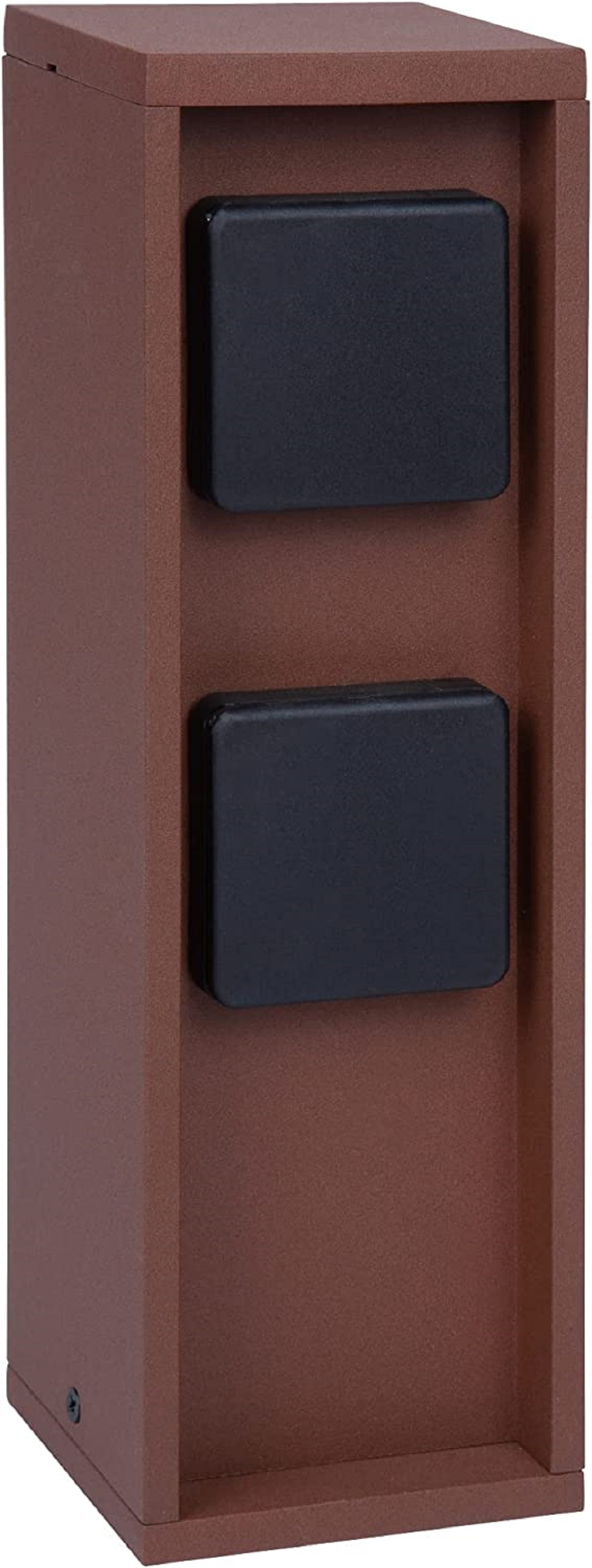 Una copertura per presa elettrica rettangolare alta, marrone, con due coperture quadrate nere.