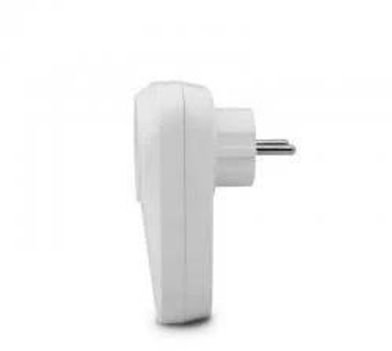 Biała przejściówka wtyczkowa z dwoma gniazdami.