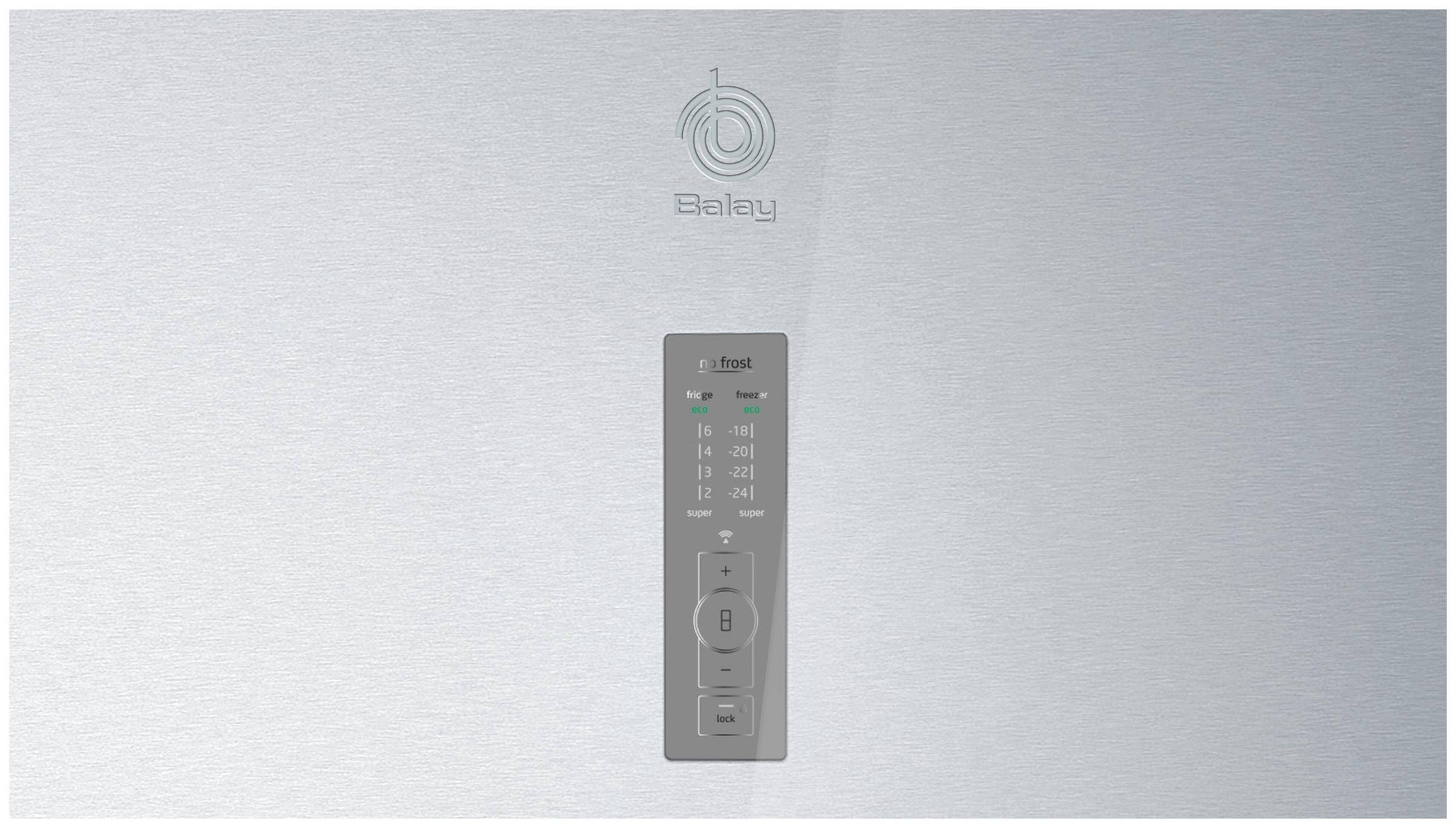 Primer plano del panel de control de un refrigerador con botones y pantalla, con el logo de Balay.