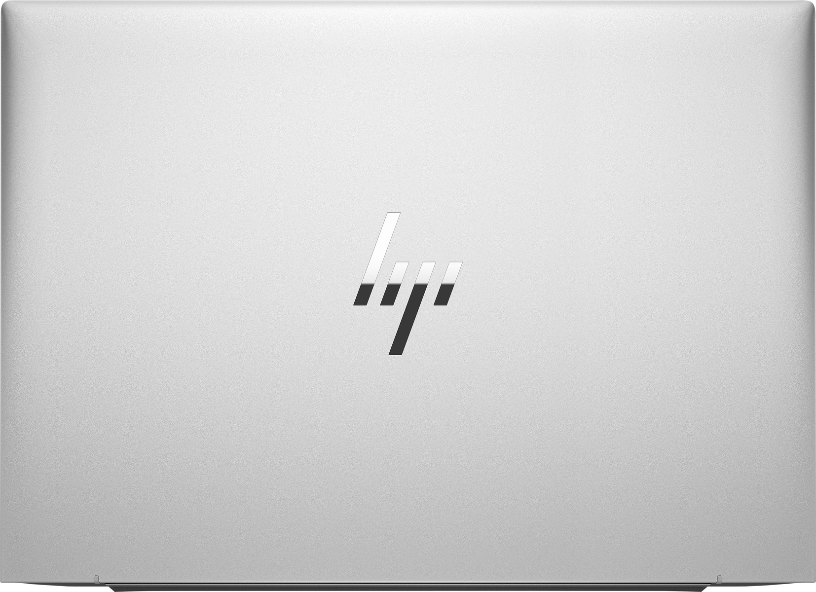 Un portátil plateado con el logo 'HP' en la tapa cerrada, sobre un fondo blanco.