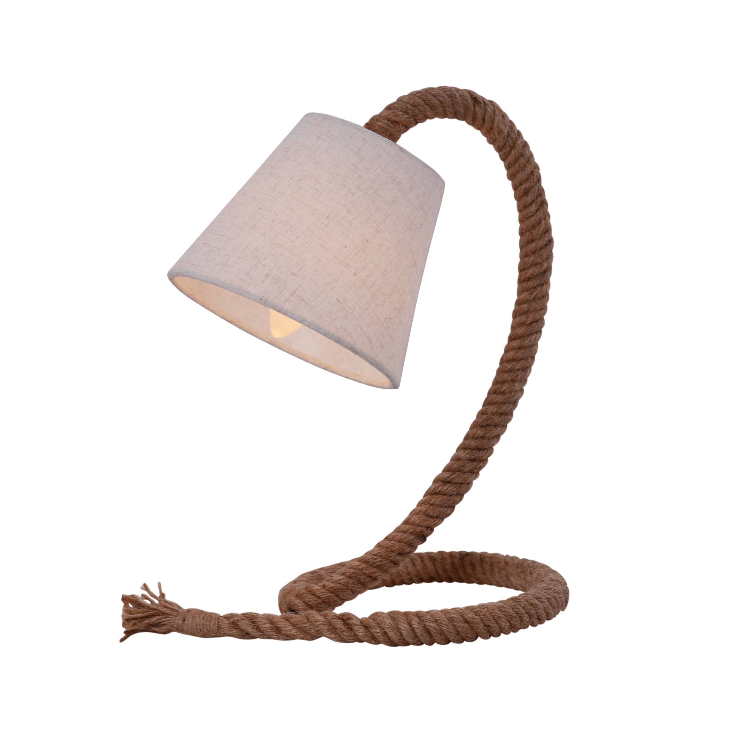 Eine Tischlampe mit Seildesign. Sie hat einen kegelförmigen Lampenschirm und steht auf weißem Hintergrund.