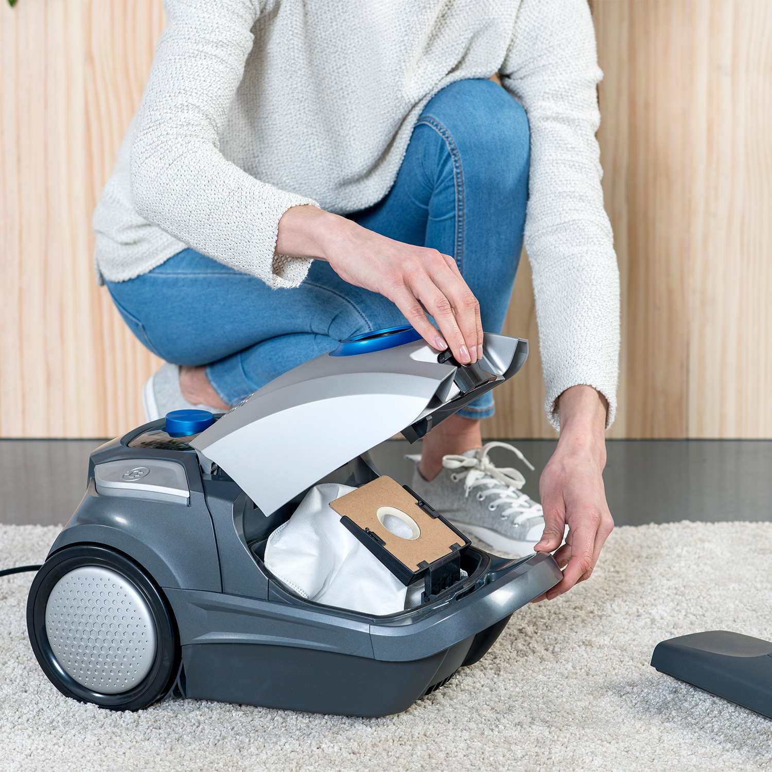 BXVMB800E Grigio) Leistung: 700 Vacuum cleaners, BLACK+DECKER Watt, maximale