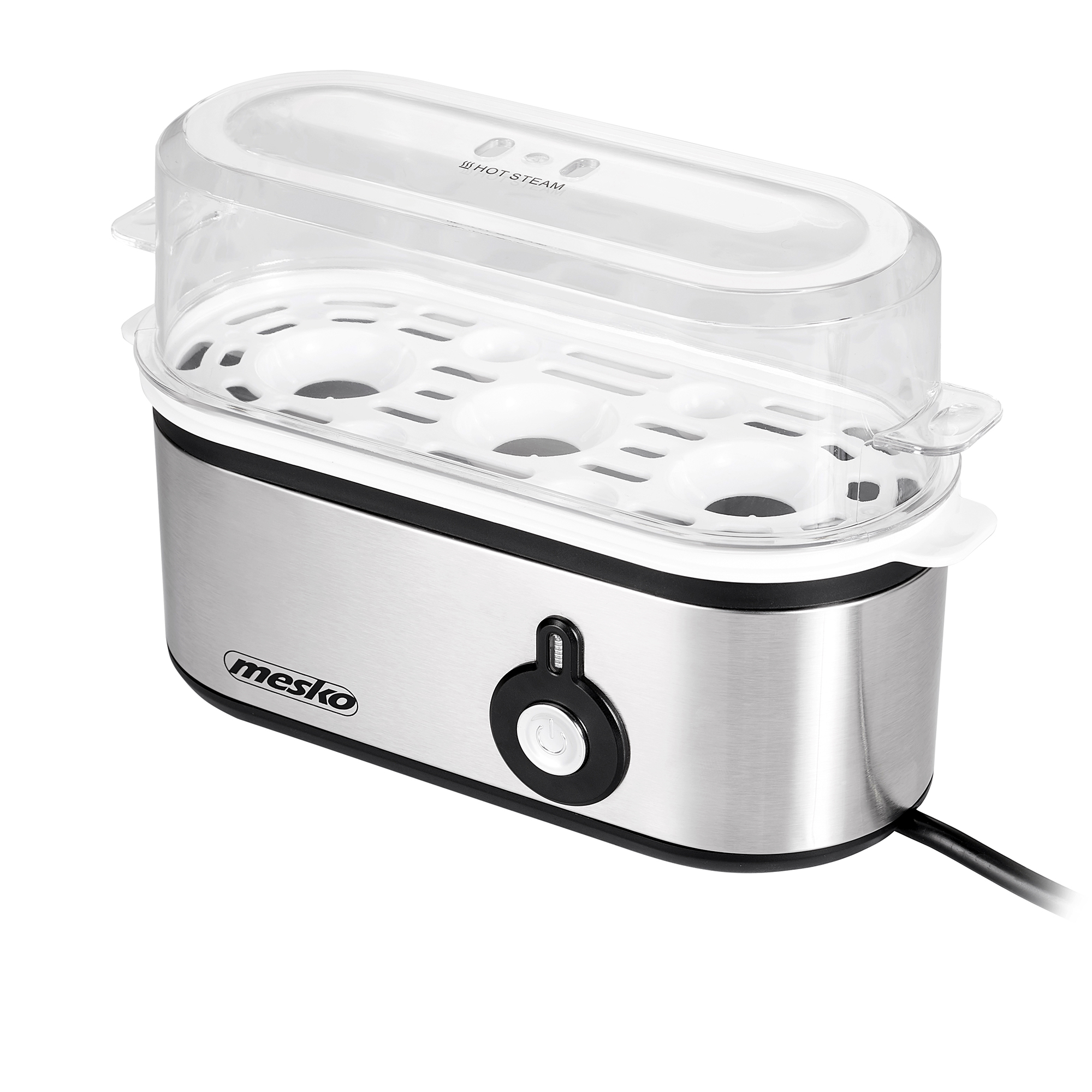 Srebrna i biała parowarka do jajek z przezroczystą pokrywką. Urządzenie stoi na białej powierzchni.