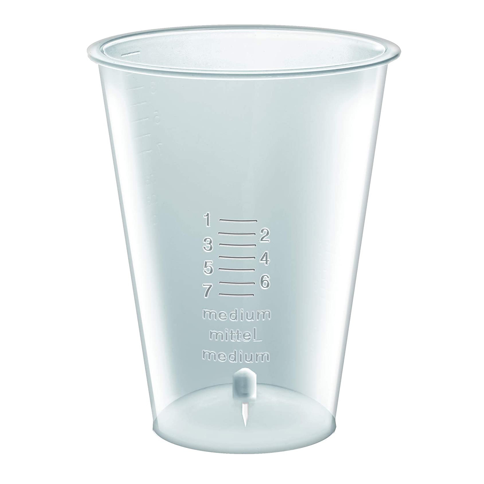 Una taza medidora de plástico transparente con marcas y un émbolo blanco en la parte inferior.