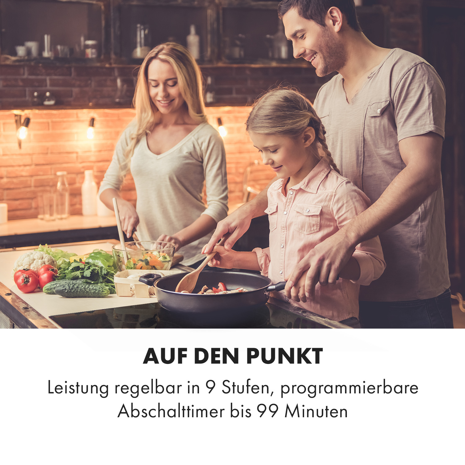 Famiglia che cucina insieme. Una coppia e un bambino in cucina preparano il cibo sul piano cottura, sorridendo.