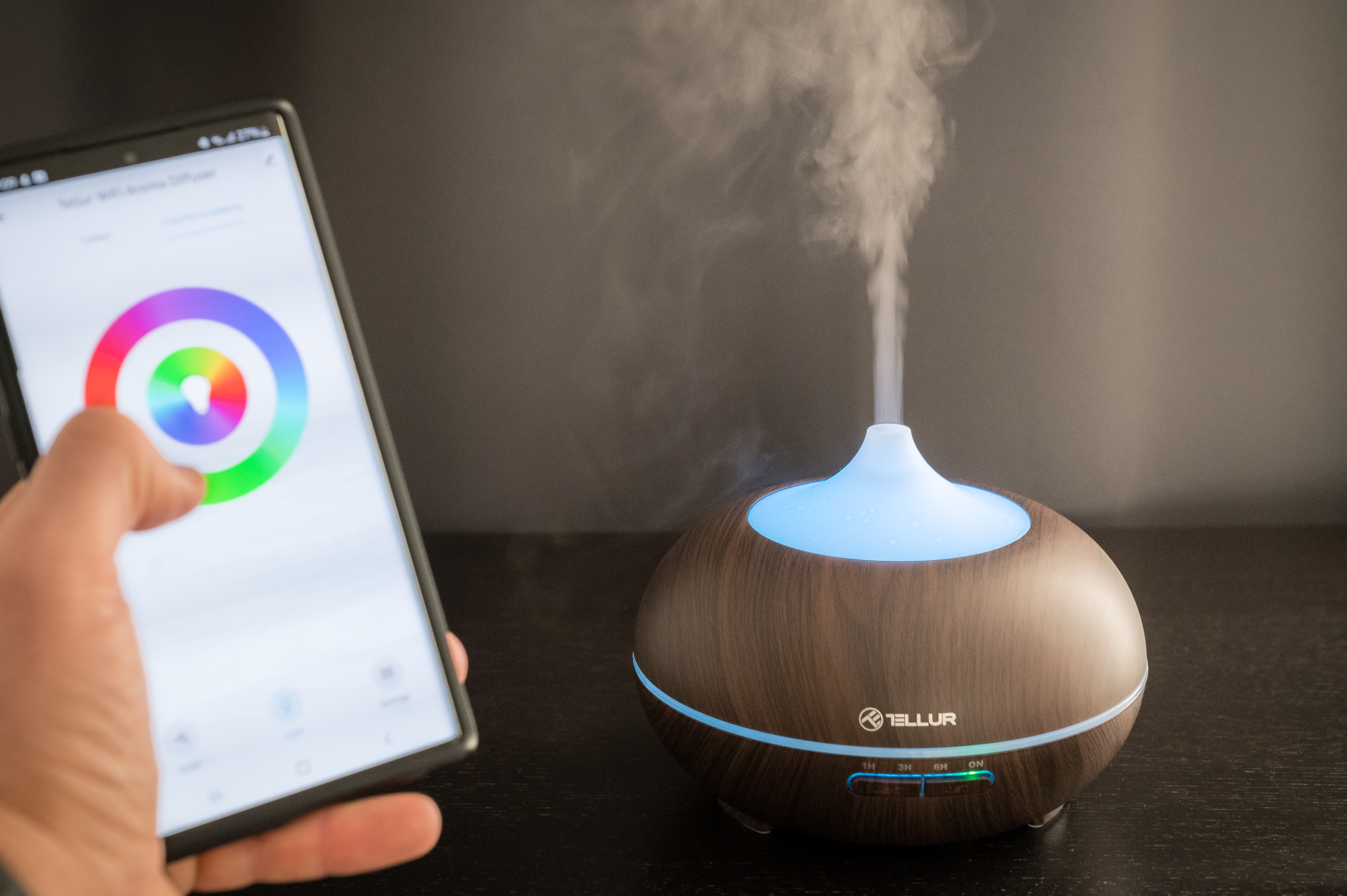 TELLUR WiFi, 300ml, Aroma-Diffusor LED Intelligenter