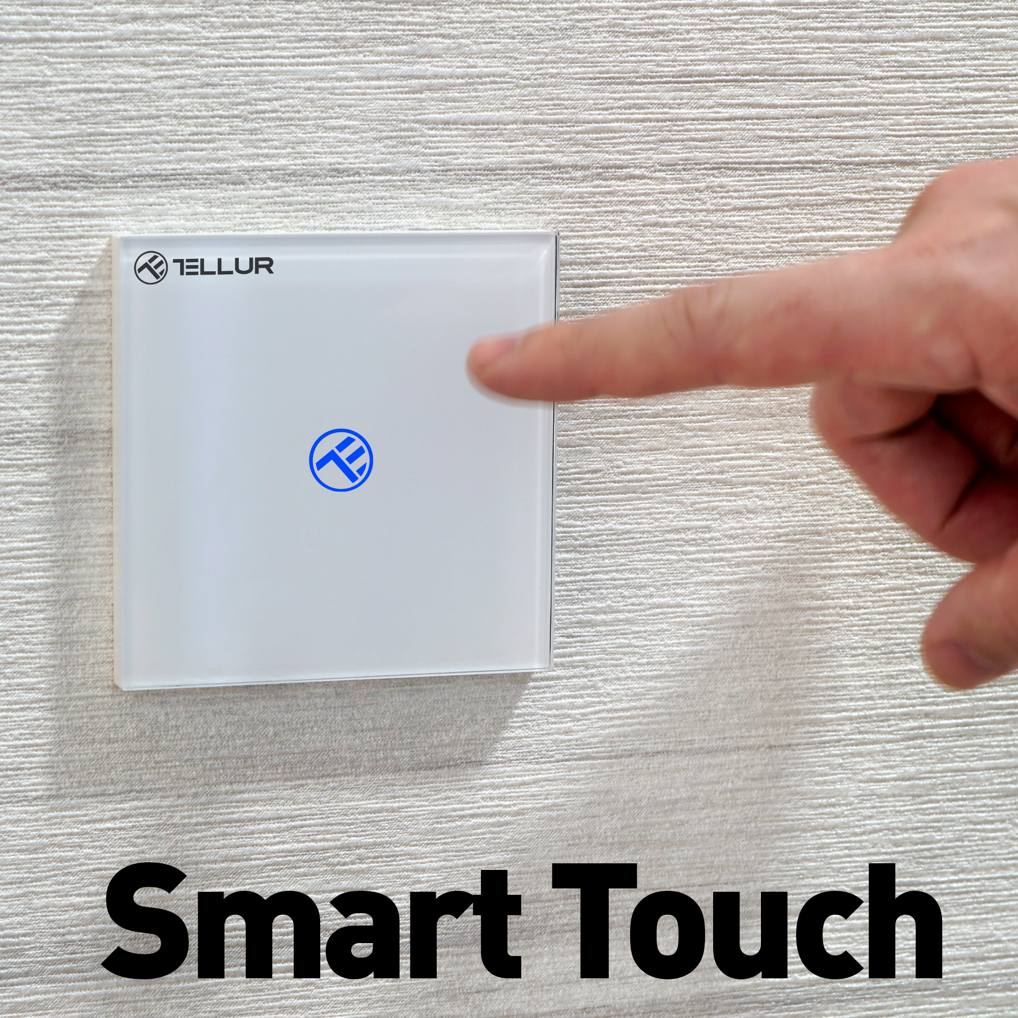 Un interruptor de pared táctil inteligente. Cuadrado blanco con un logotipo y un dedo apuntando.