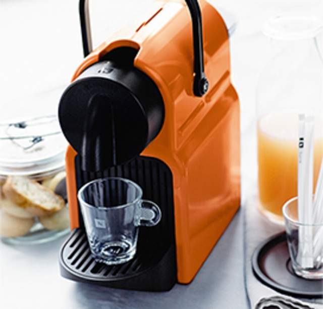 Nespresso Espresso Maschinen Und Kaffee Kapseln Bei Saturn