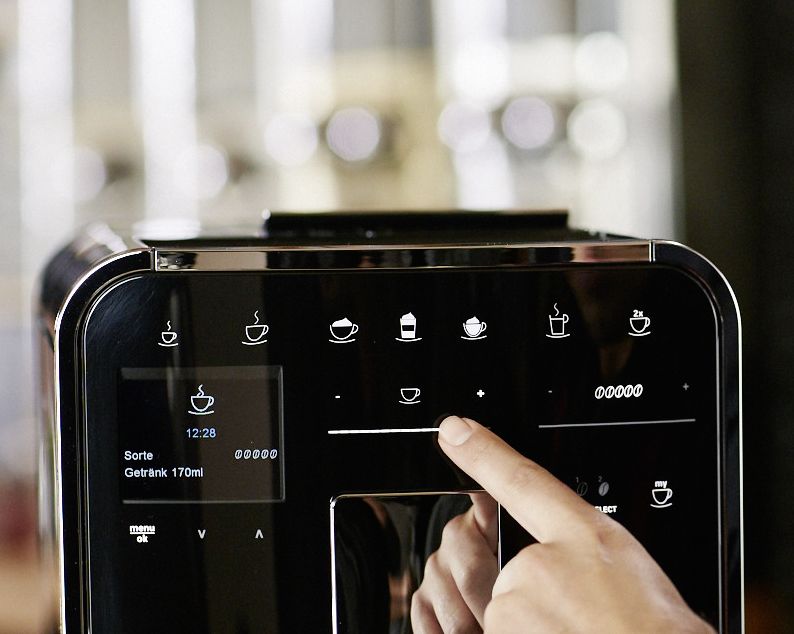 Melitta F 730-101 Caffeo Barista T Kaffeevollautomat mit automatischem Reinigungs- und Entkalkungsprogramm