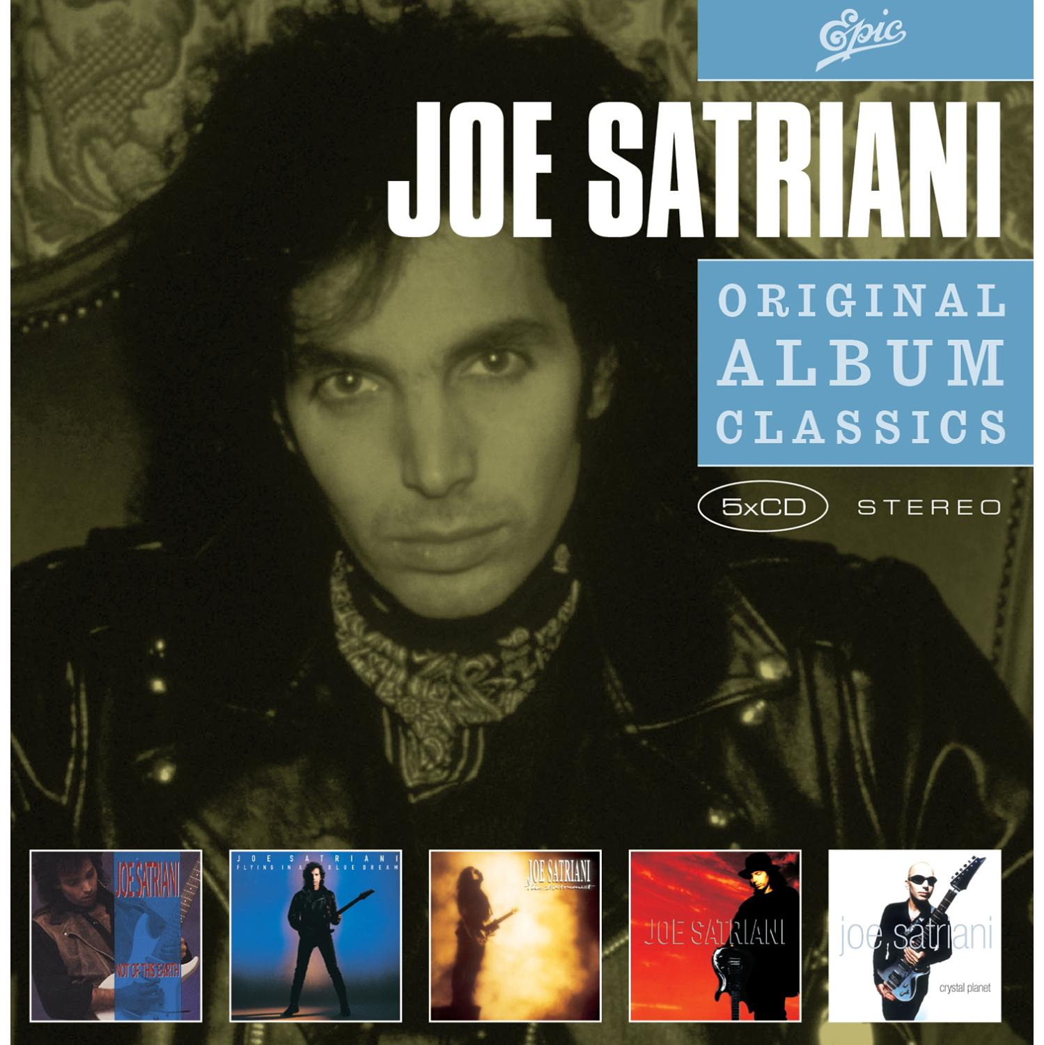 Albumcover von Joe Satriani, einem Mann mit langen schwarzen Haaren und einer Lederjacke. Albumname und Logos sind vorhanden.