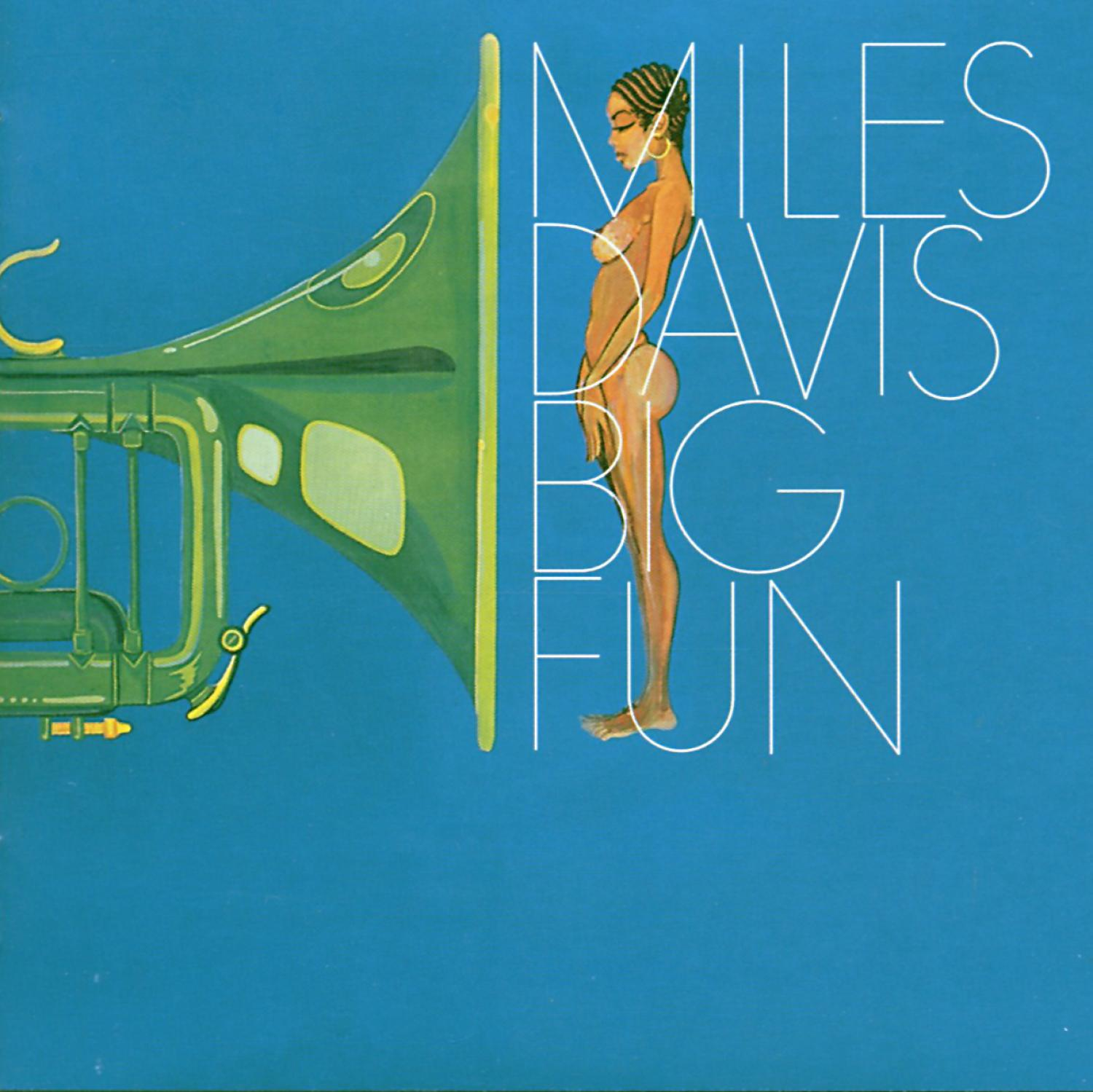 Albumcover. Miles Davis - Big Fun. Eine nackte Frau mit Trompete auf blauem Hintergrund.