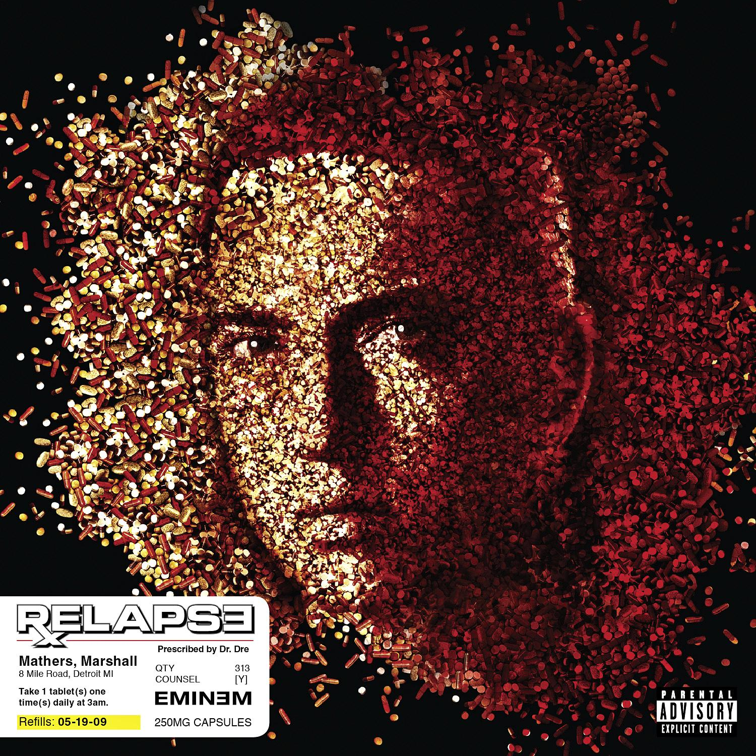 Pochette de l'album Relapse d'Eminem, visage couvert de pilules. Texte : Relapse, Eminem.