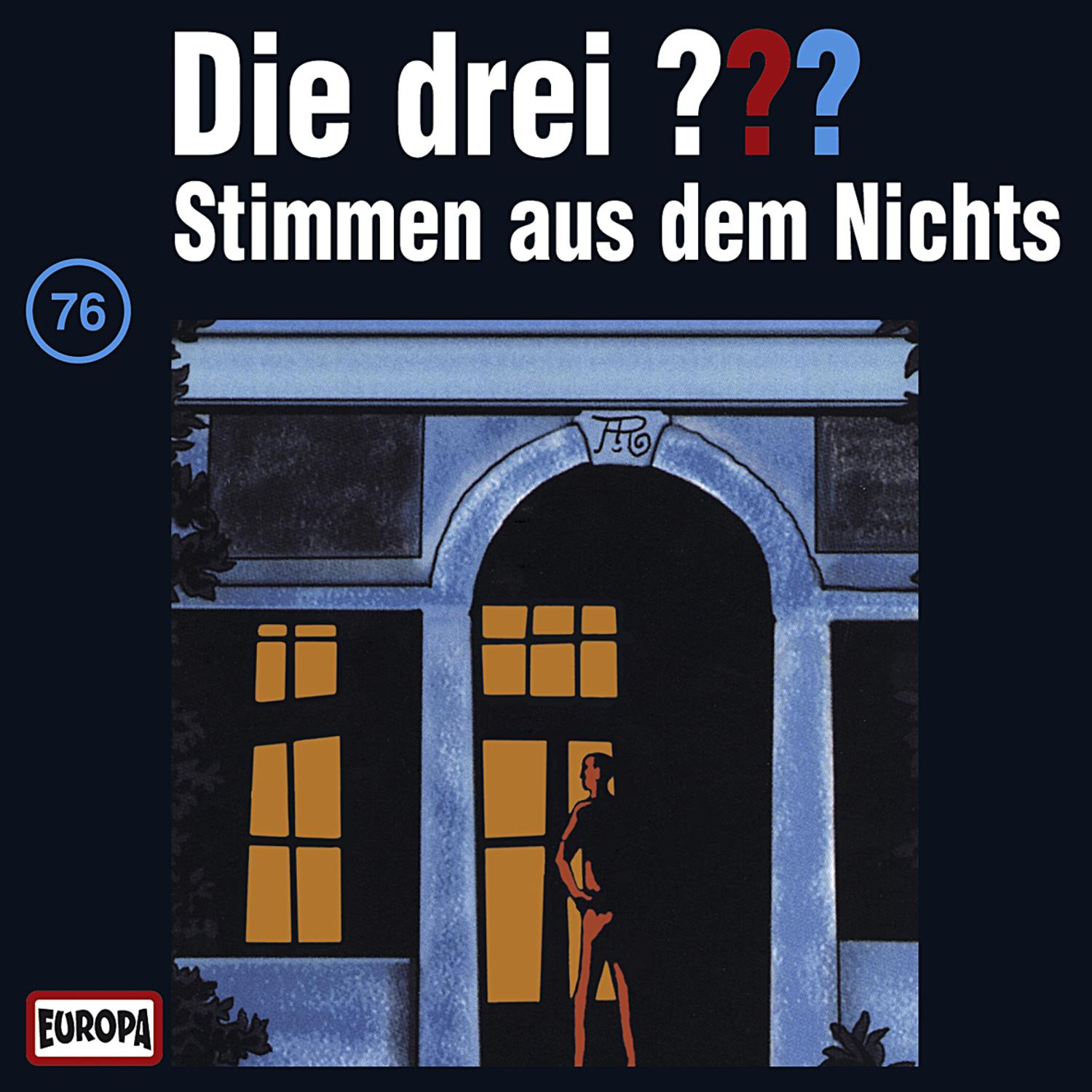 Buchcover: Illustration eines Gebäudes mit Licht aus den Fenstern, Figur davor.