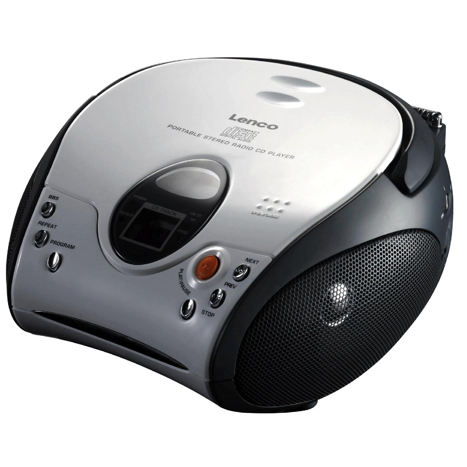 Ein silber-schwarzer tragbarer Lenco Stereo-CD-Player auf weißem Hintergrund.