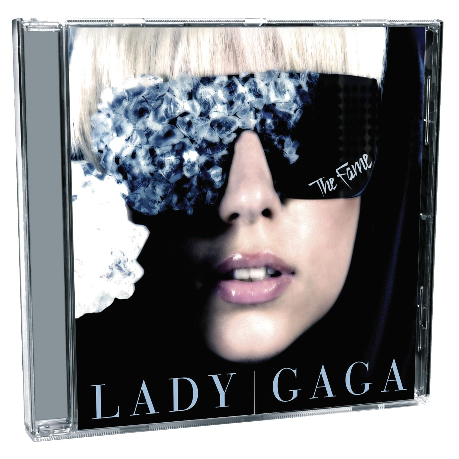 Lady Gaga Albumcover. Gesicht einer Frau, Sonnenbrille tragend. Albumtitel 'The Fame' auf dem Cover.