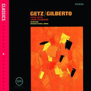 Albumcover mit orangefarbener und schwarzer abstrakter Kunst, mit Stan Getz und Joao Gilberto. Schwarzer Hintergrund mit Text.