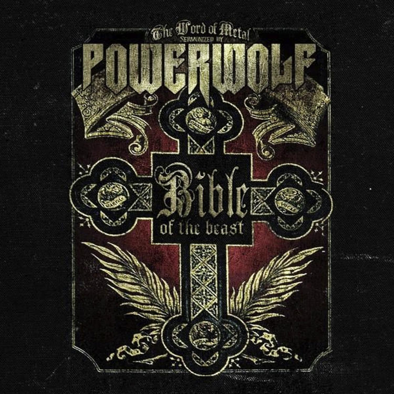 Albumcover: 'Bible of the Beast' von Powerwolf, kreuzförmiges Design mit dunkelroten und goldenen Farben.
