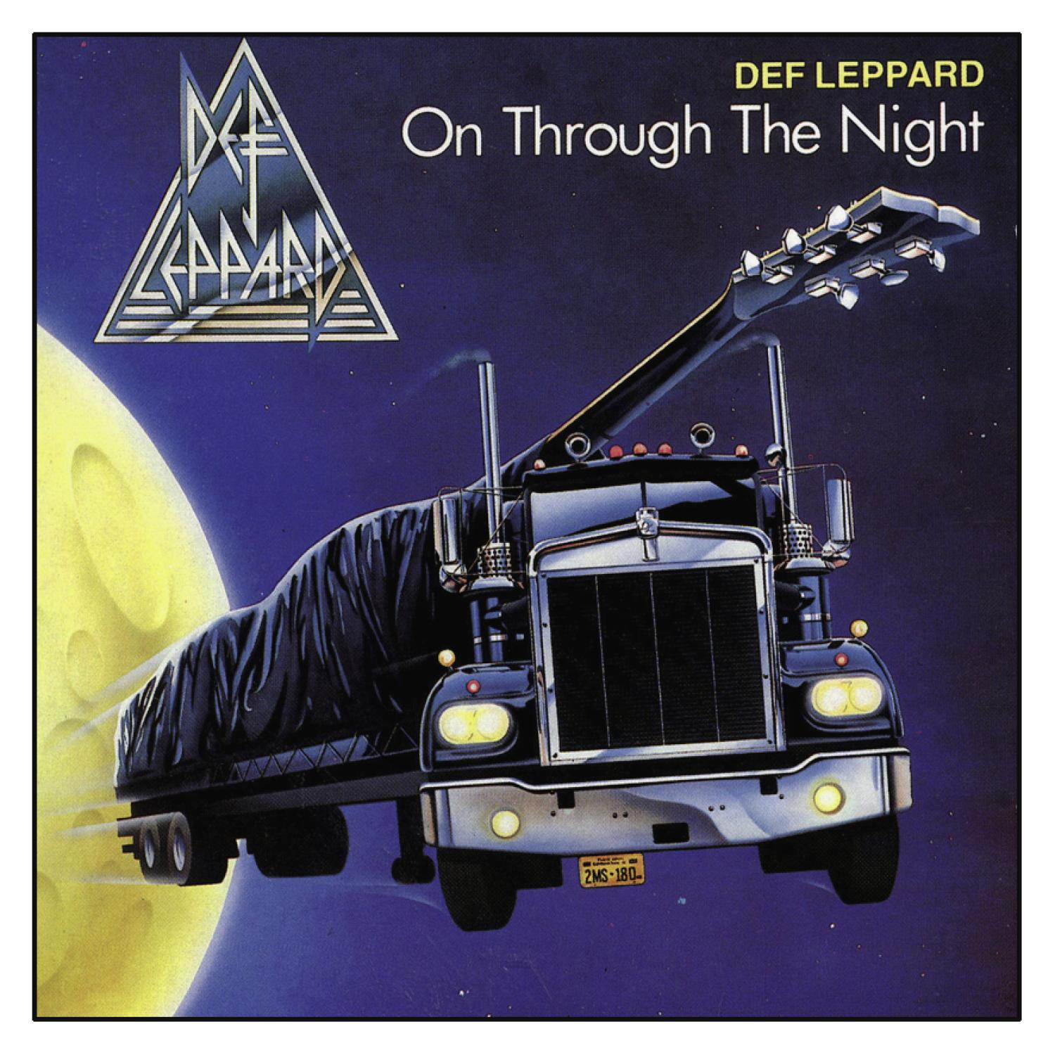 Def Leppard Albumcover. Ein Truck-Gitarre fliegt über den Nachthimmel. Mond und Bandname sind sichtbar.