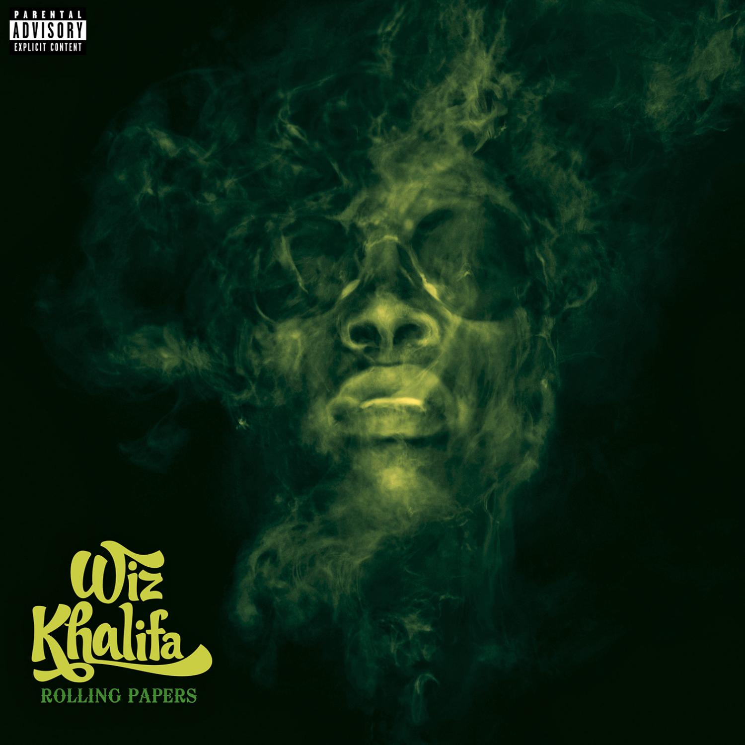 Albumcover mit Wiz Khalifas Gesicht in grünem Rauch. Der Albumtitel lautet Rolling Papers.