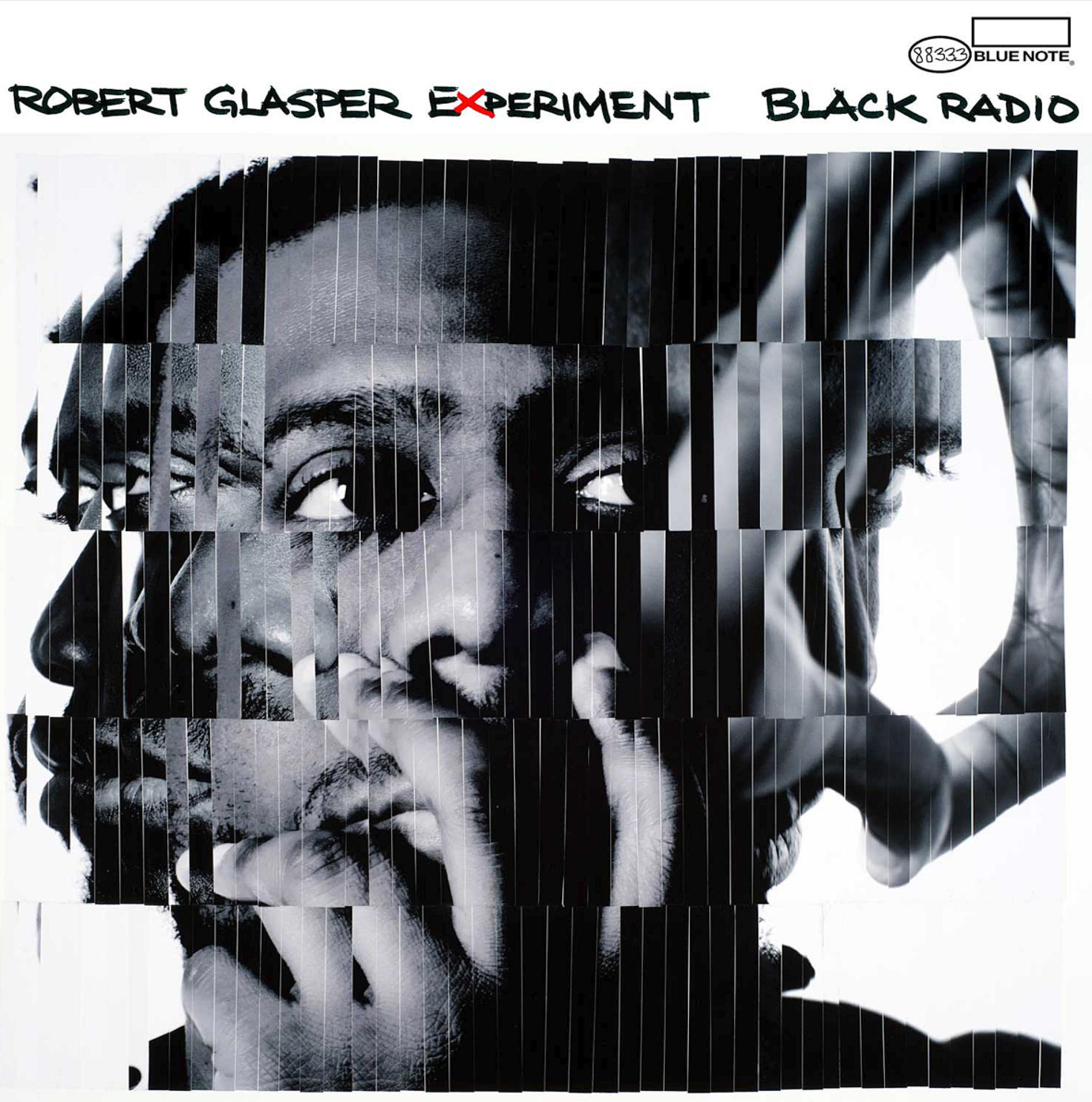 Albumcover. Schwarzweiß mit geteiltem Gesicht. Der Titel lautet 'Black Radio'.