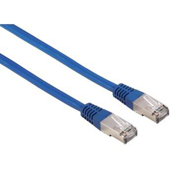 Deux câbles réseau bleus avec des connecteurs RJ45. Les connecteurs sont argentés et bleus.