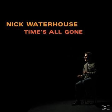Albumcover. Ein Mann sitzt auf einem Stuhl, mit dem Text "Nick Waterhouse".