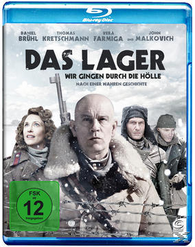 Filmcover 'Das Lager' mit Schauspielern. Zeigt eine Gruppe von Schauspielern in Winterkleidung, mit schneebedecktem Hintergrund.
