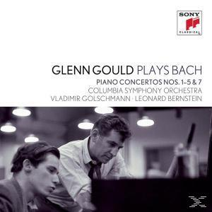 Albumcover. Glenn Gould spielt Bach. Zwei Männer schauen auf ein Klavier.