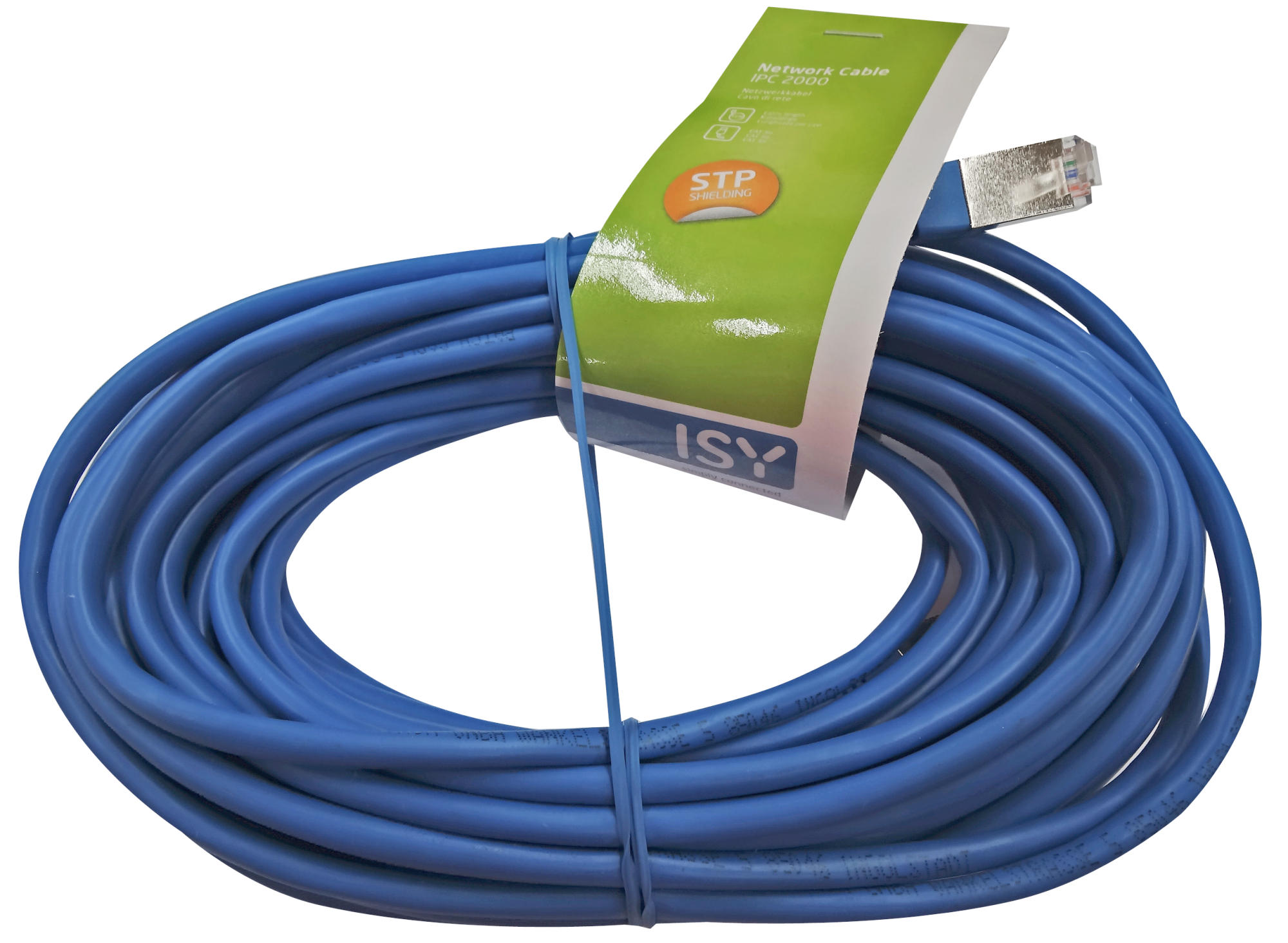 Câble réseau bleu enroulé, avec une étiquette attachée. Le câble est fixé avec une bande bleue.