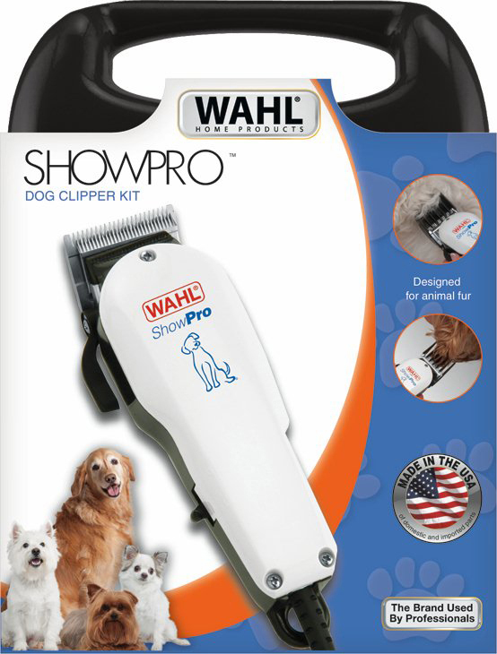 Wahl ShowPro Hunde-Haarschneide-Set, Verpackung mit Haarschneider und Hunden.
