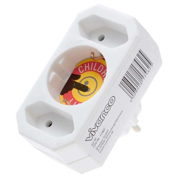 Ein weißer Steckdosenadapter mit zwei Steckdosen und einem Sicherheitsetikett.