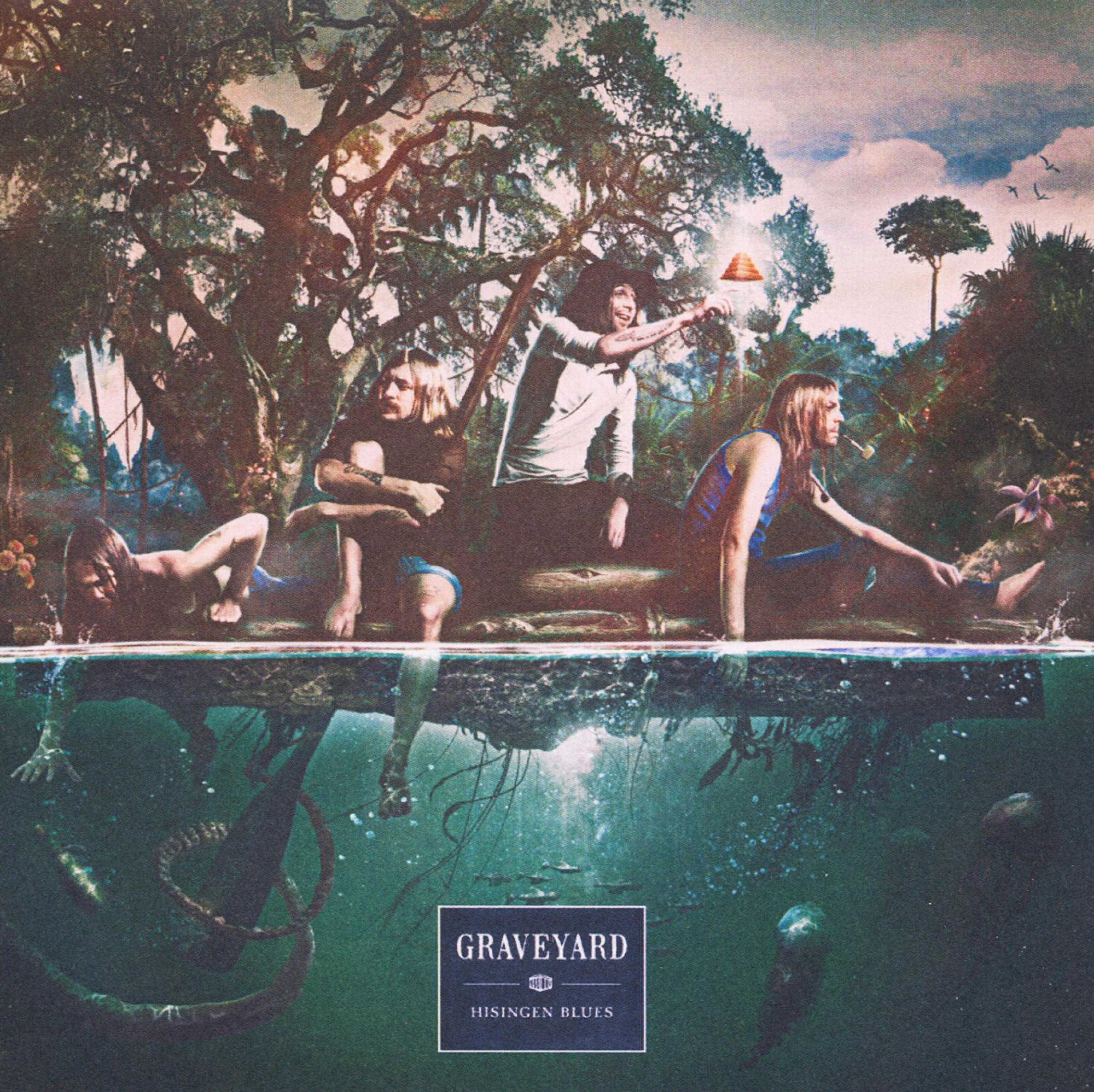 Albumcover mit vier Männern, Unterwasserszene mit surrealen Elementen, Titel 'Graveyard'.