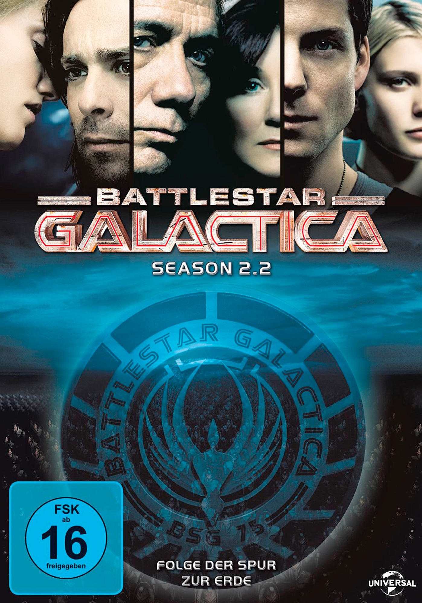 Battlestar Galactica DVD-Box, mit Gesichtern von Schauspielern und dem Logo der Serie.