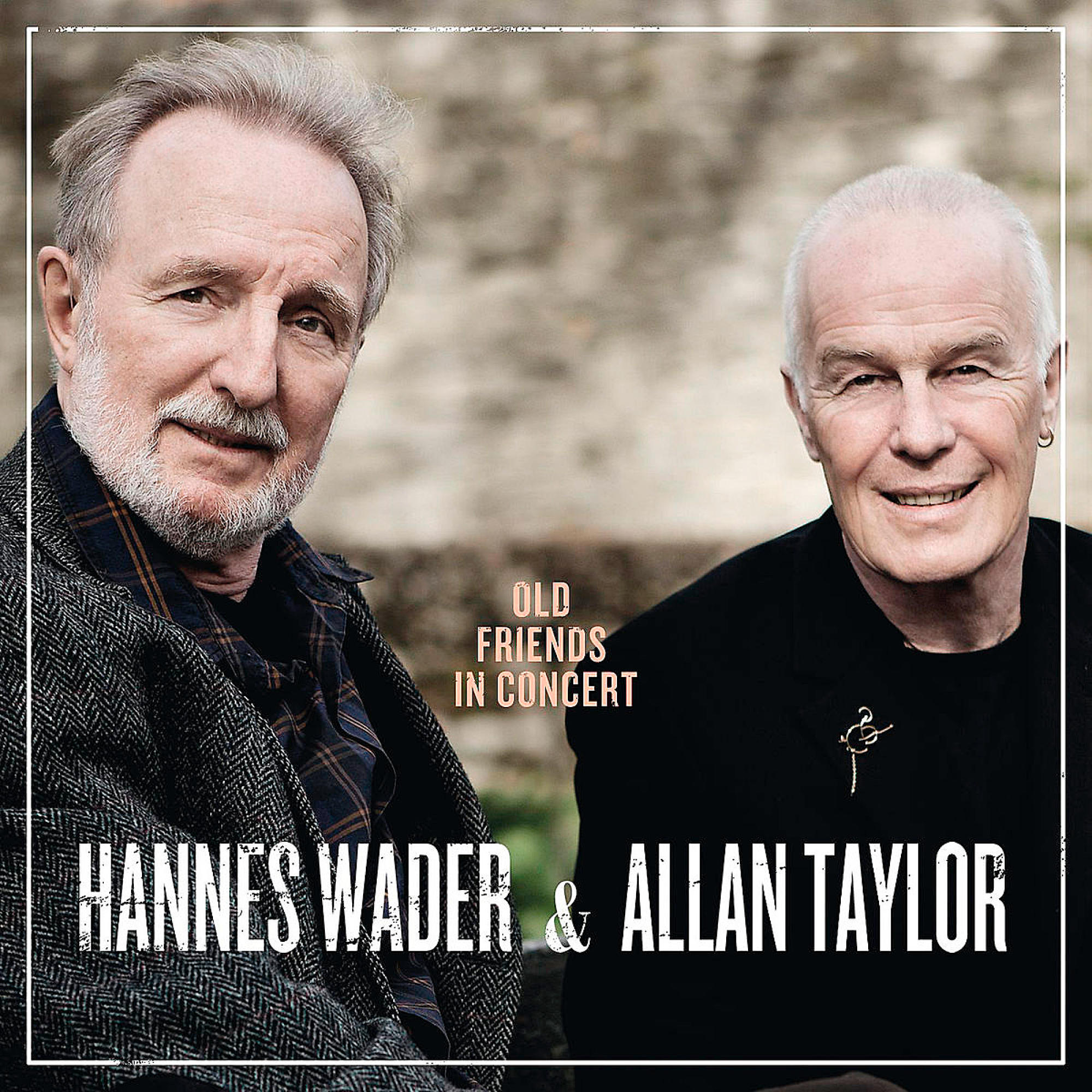 Hannes Wader & Allan Taylor Albumcover: zwei Männer schauen den Betrachter an, Text 'Old Friends in Concert'.