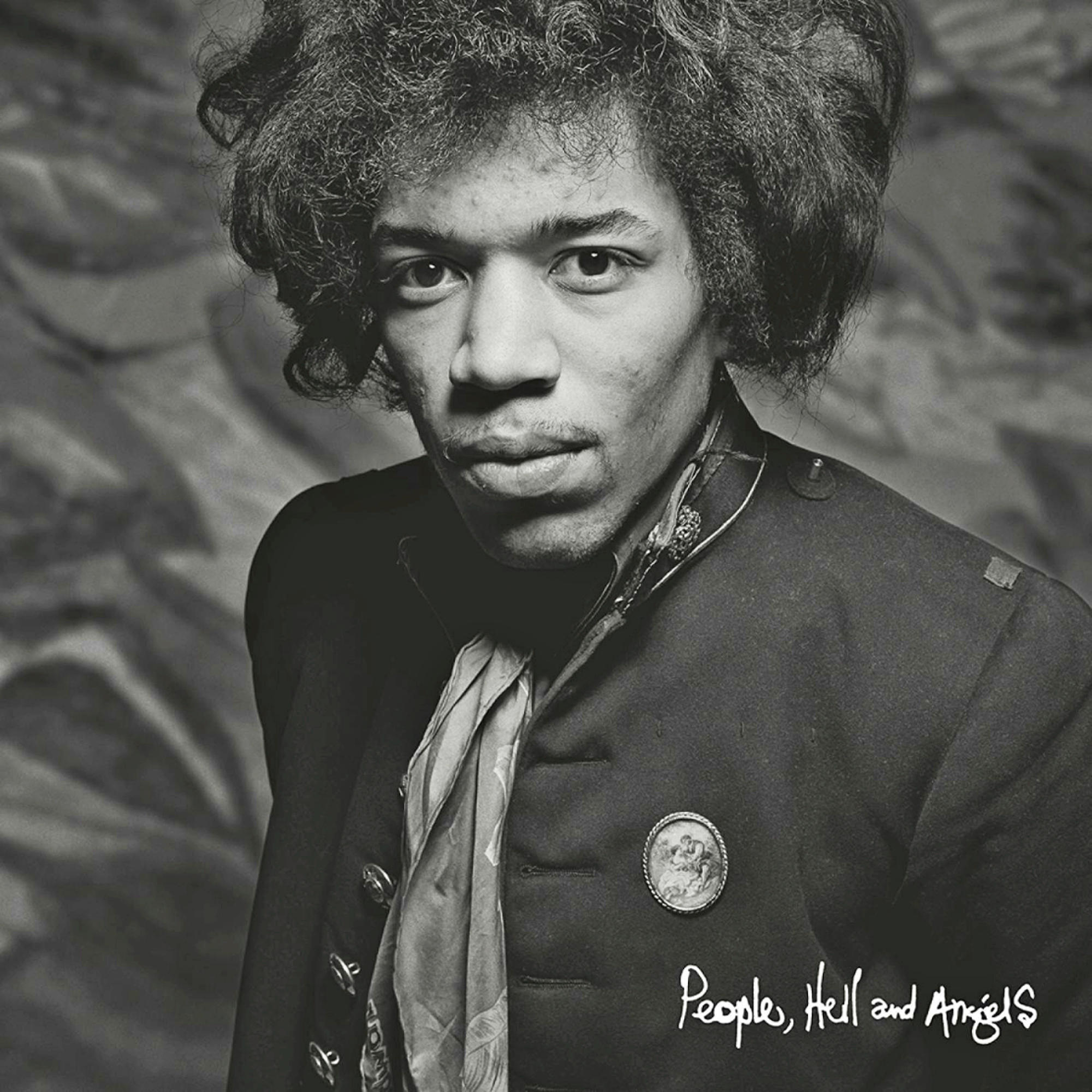 Schwarz-Weiß-Foto von Jimi Hendrix, im Porträtstil.