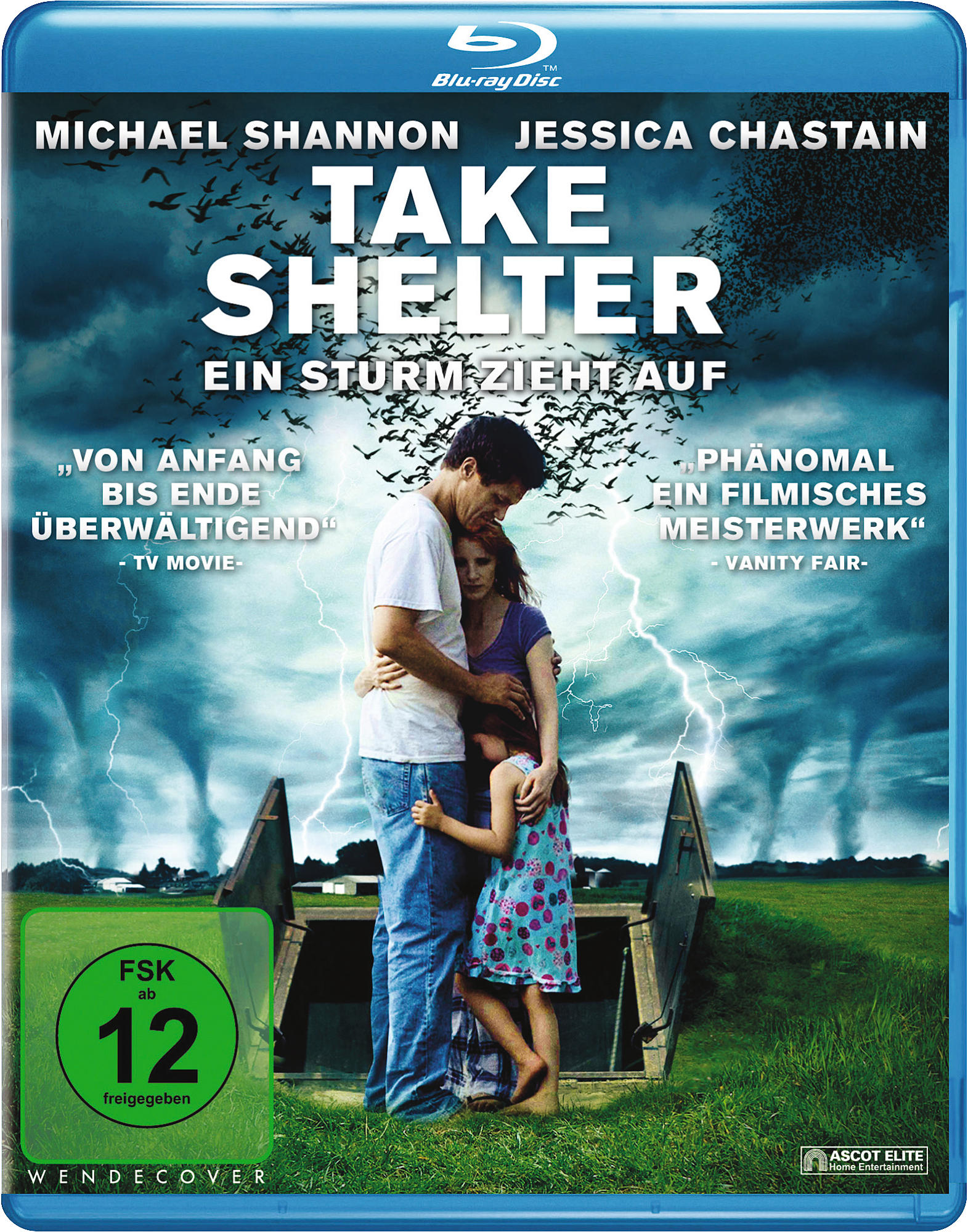 Blu-ray-Cover. Eine Familie kauert sich zusammen. Tornados und dunkle Wolken sind im Hintergrund. Titel 'Take Shelter'.