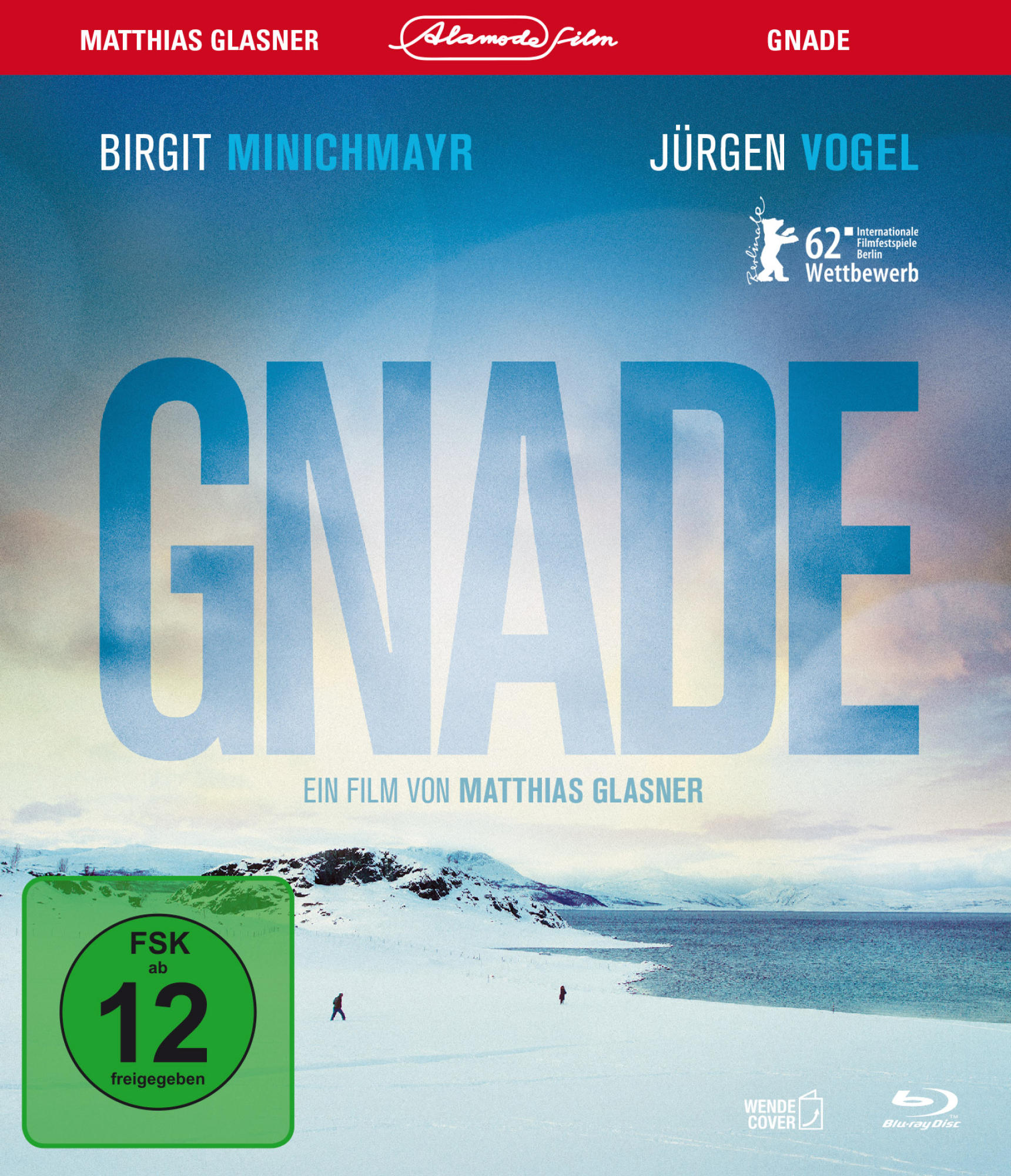 DVD-Cover: Verschneite Berglandschaft, Titel: Gnade. Grün-blaues Farbschema.