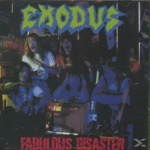Albumcover mit Bandmitgliedern, Bühne und den Worten 'Fabulous Disaster' in Rot.